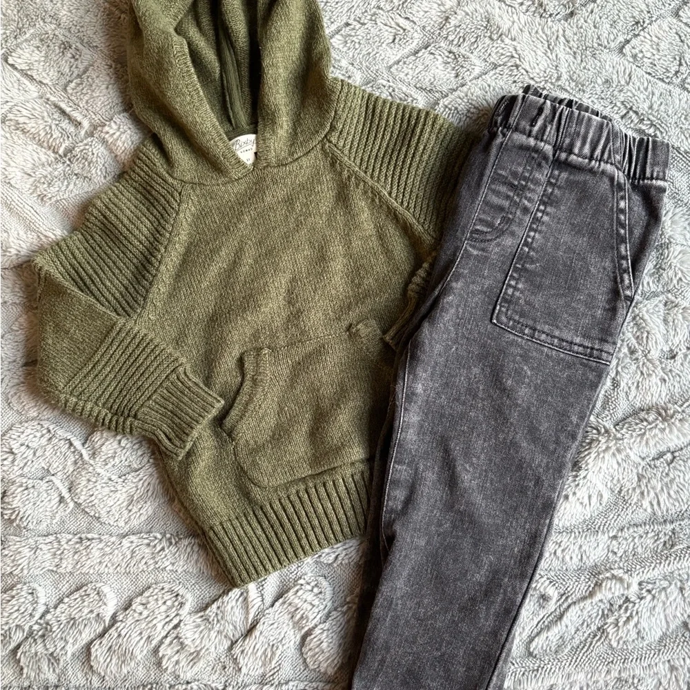 SOLD - Picture 2 of 5